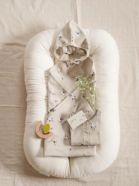 Cottonfield Reversible Blanket - Image 5