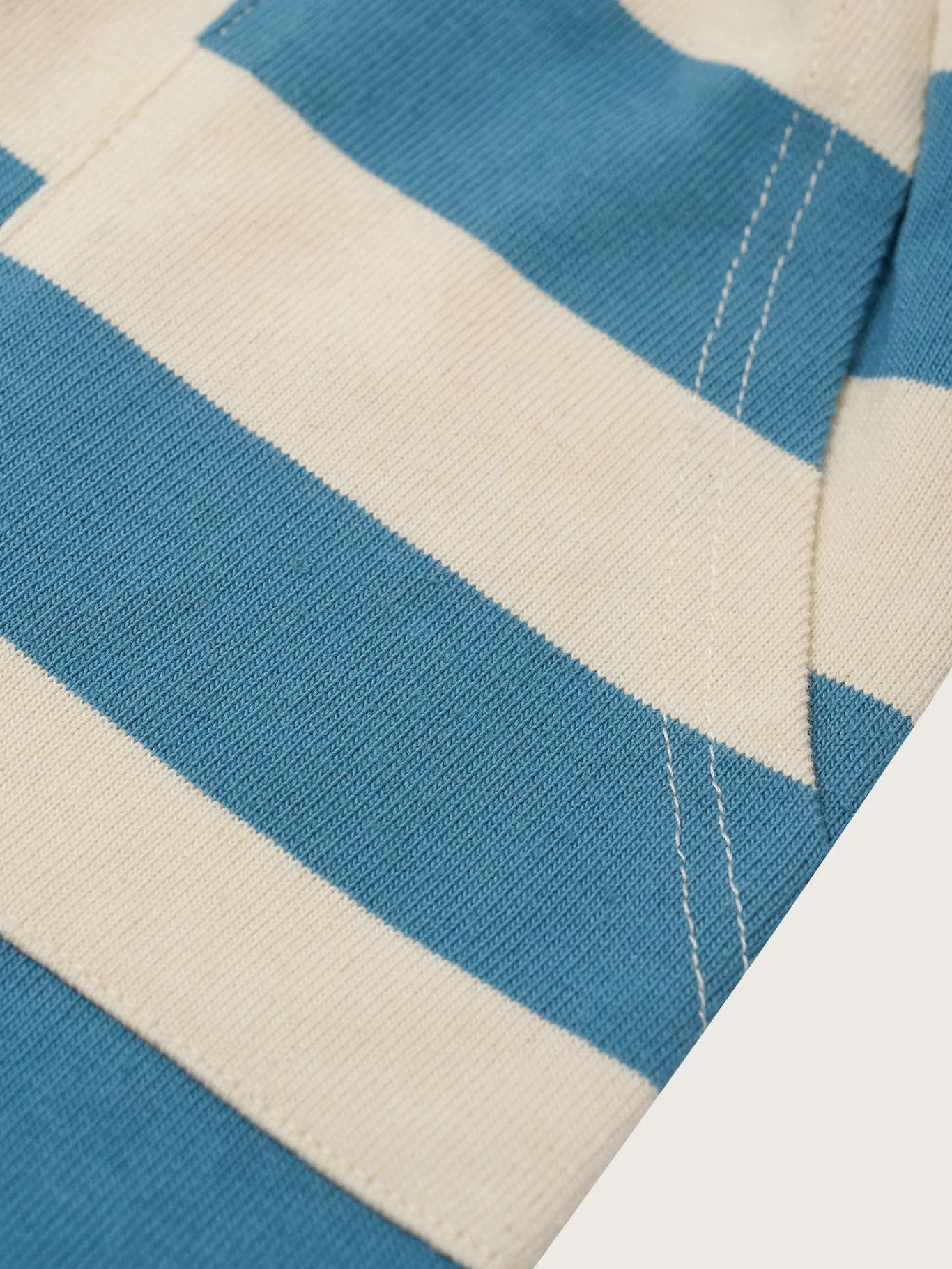 Deck Chair Stripes Bermudas - Image 3