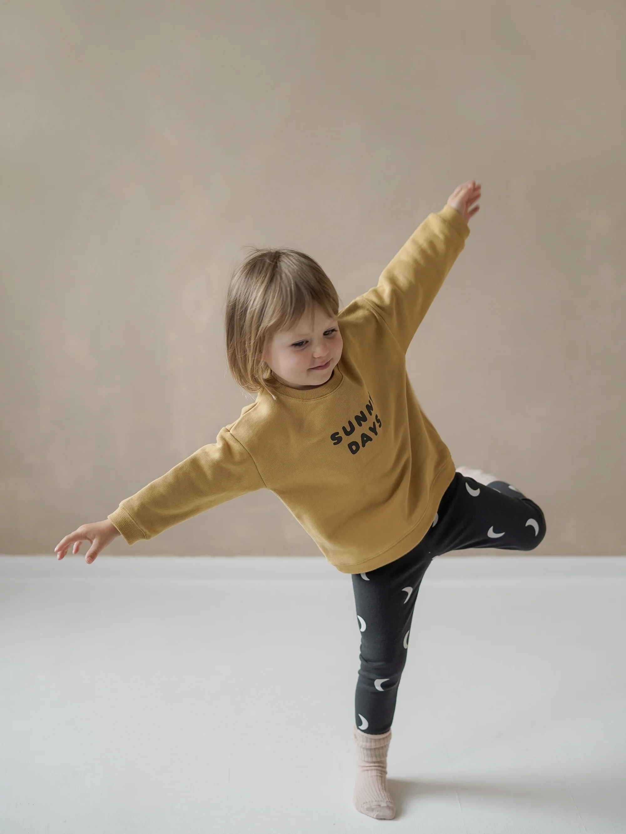 Black Midnight Leggings - Image 3