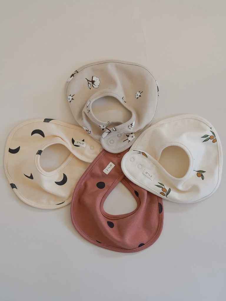 Olive Garden Bib - Image 3