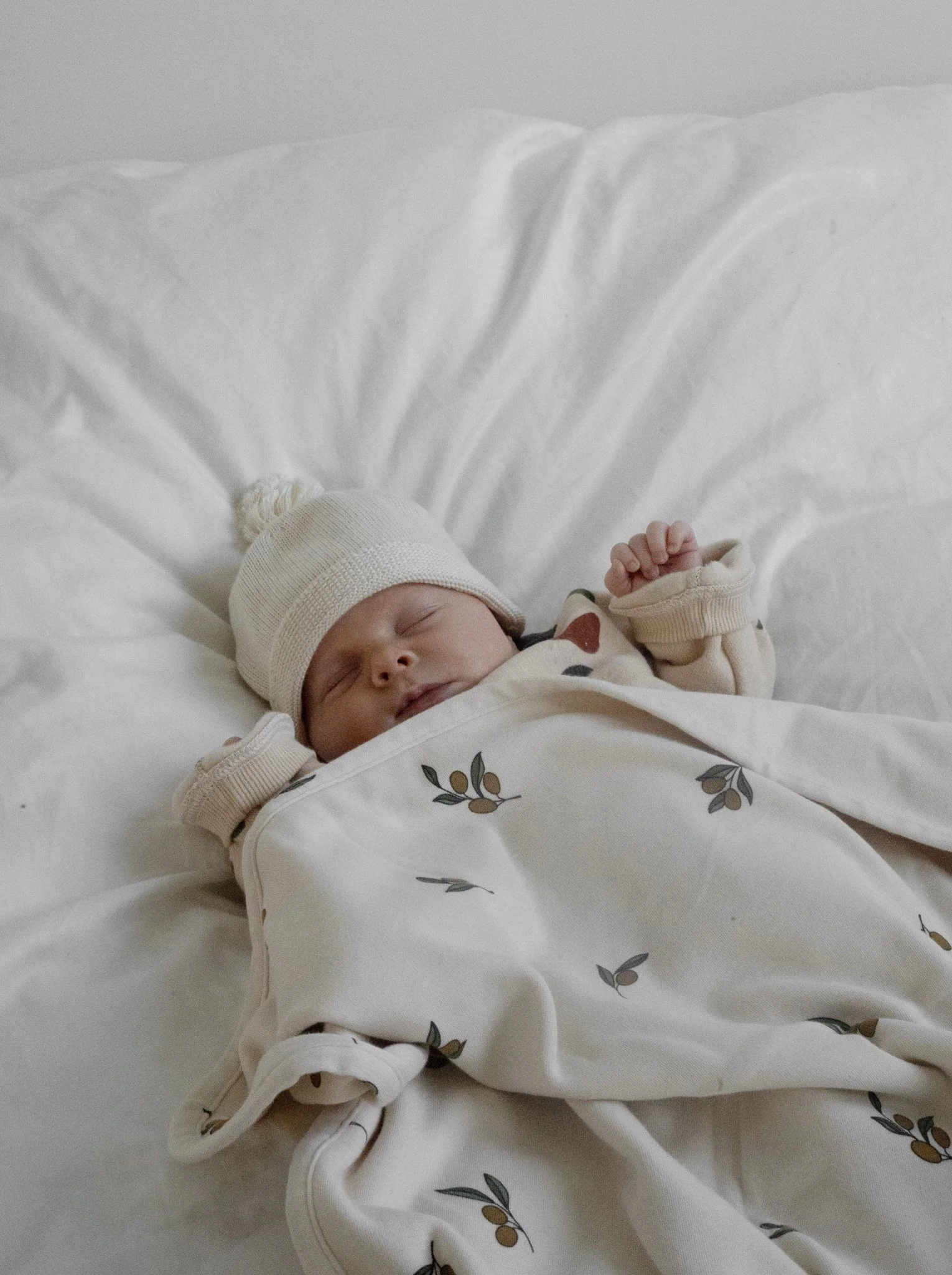 Olive Garden Reversible Blanket - Image 3