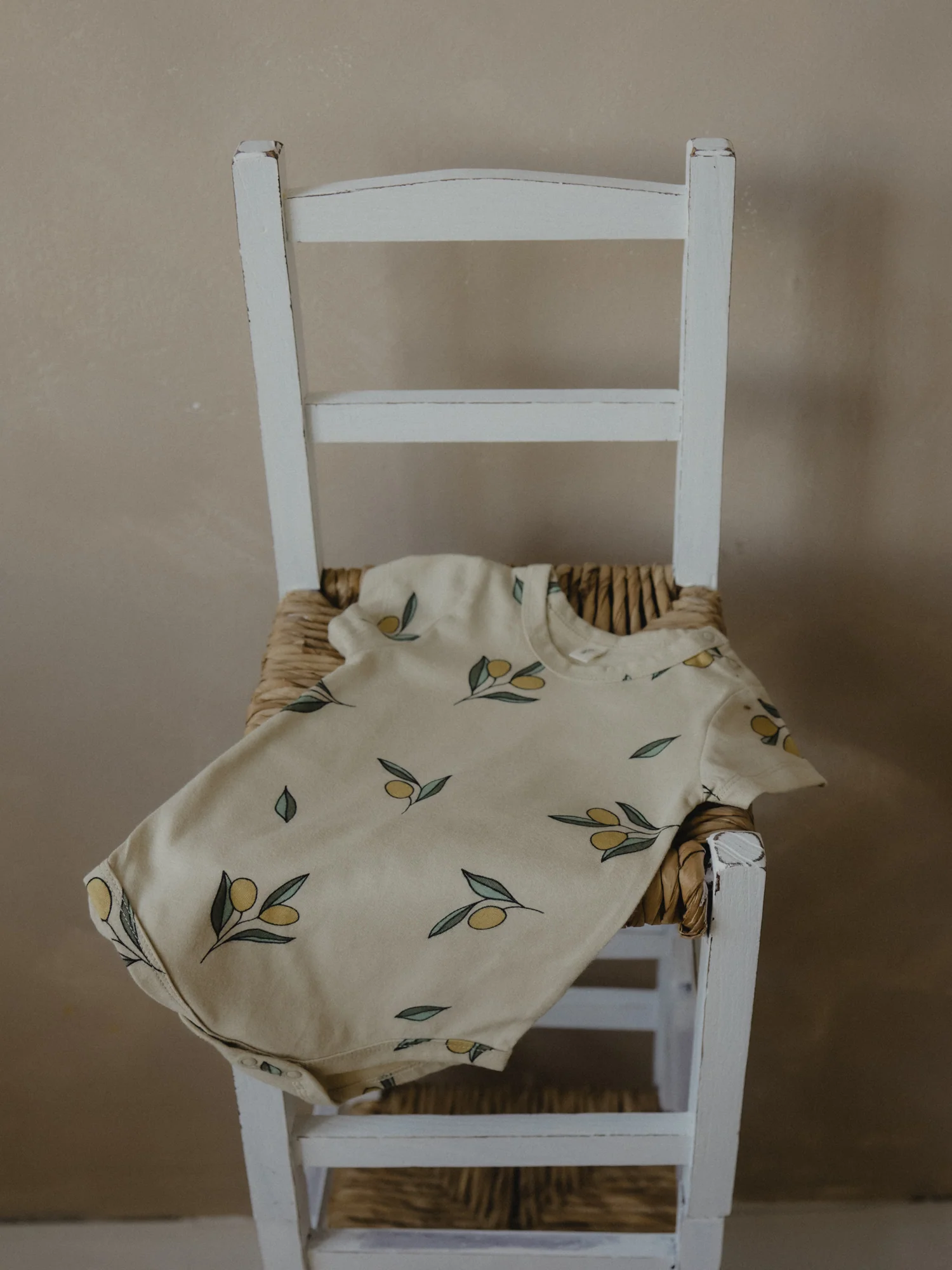 Olive Garden Short Sleeve Bodysuit - Image 6