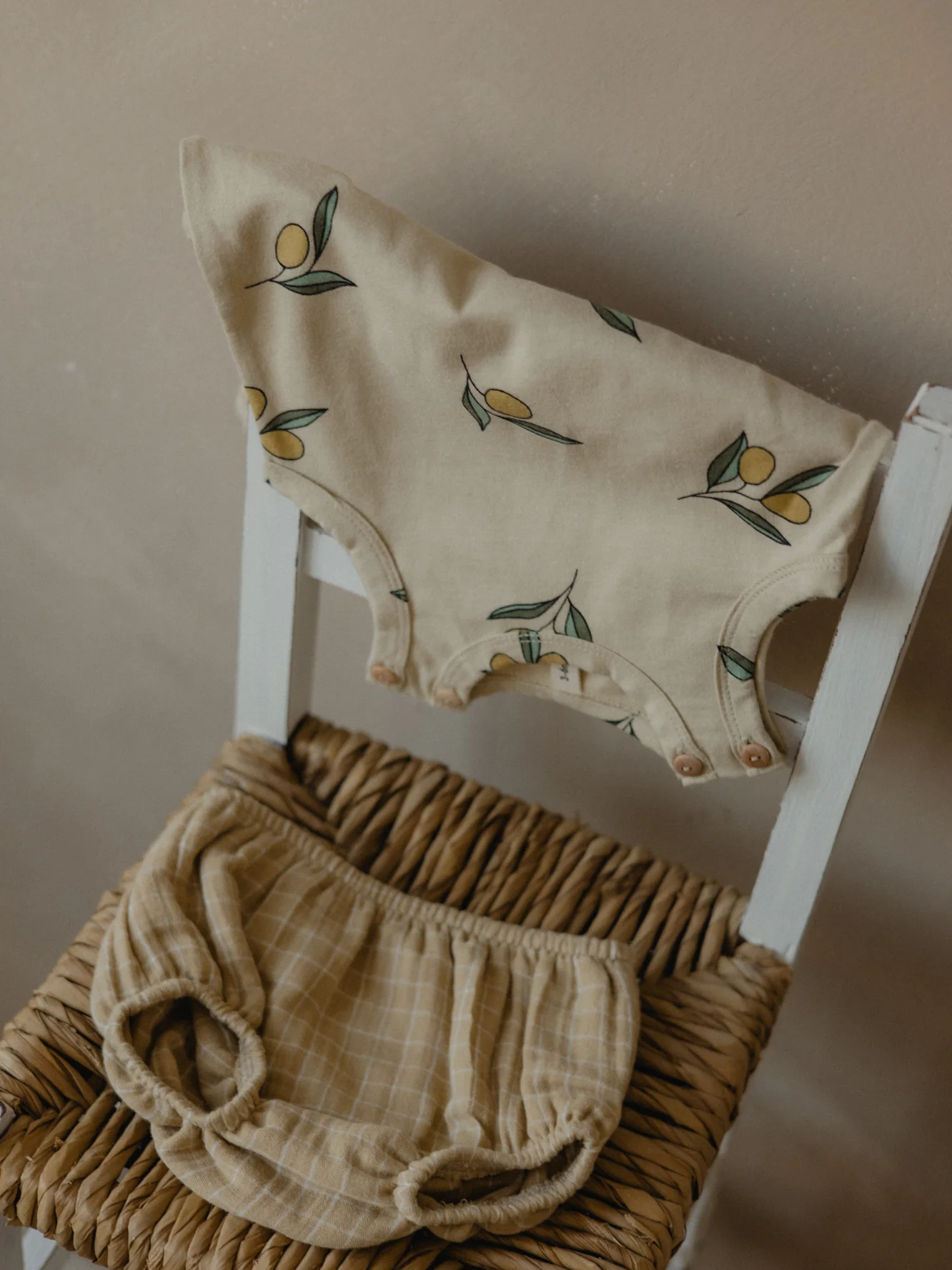 Olive Garden Sleeveless Bodysuit - Image 7