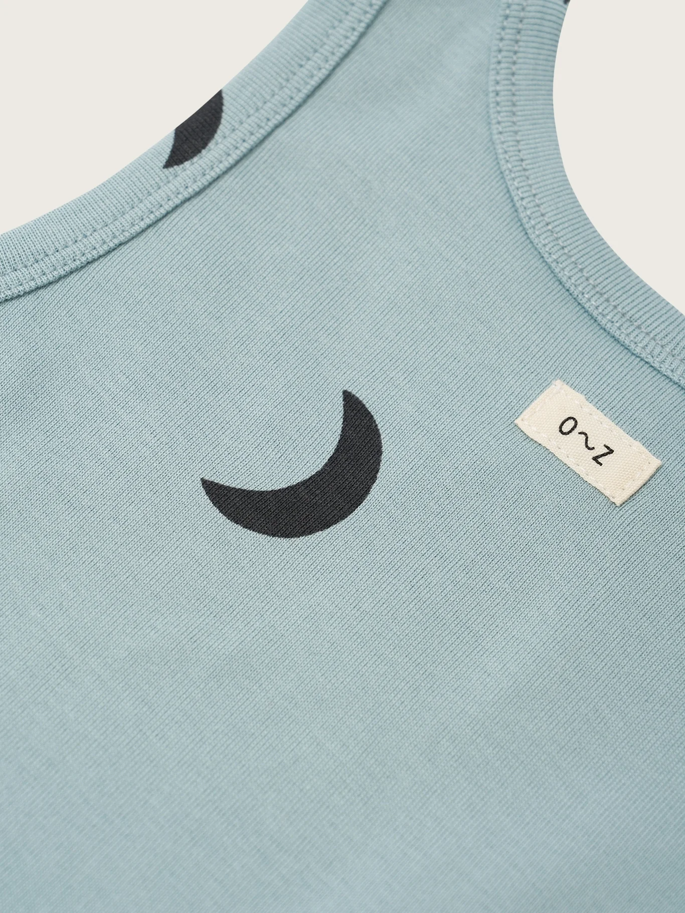 River Midnight Vest - Image 3